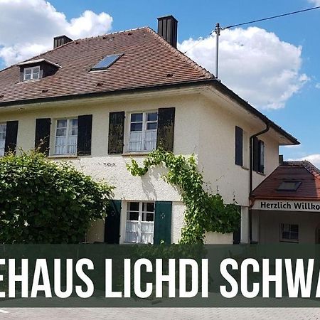 Отель Gastehaus Lichdi Schwaigern Экстерьер фото